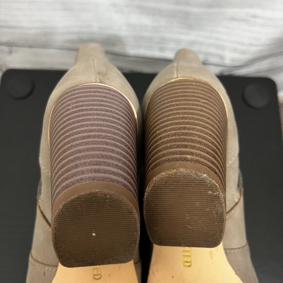 Restricted Tan Perforated Ankle Boots With Stacked Wooden Heel, Size 9 - Picture 8 of 8